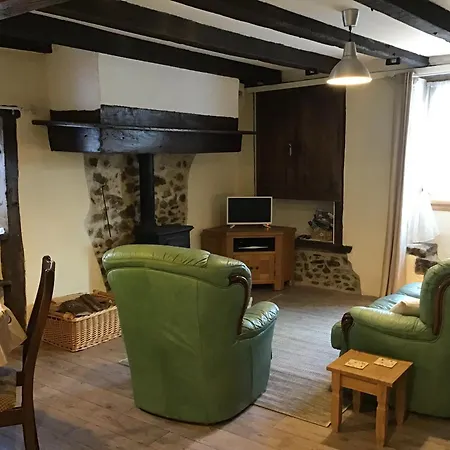 Les Vergnes Countryside Getaway With Pool Exideuil-sur-Vienne