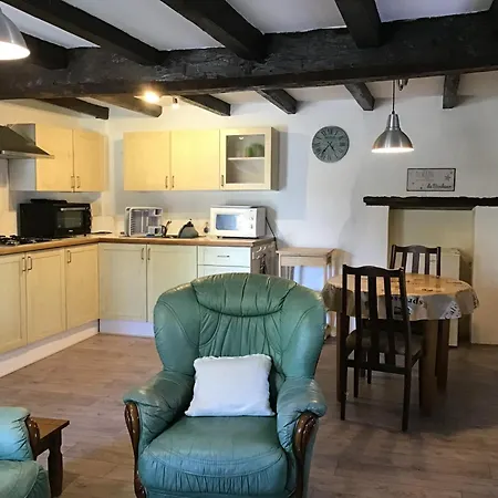 Les Vergnes Countryside Getaway With Pool Exideuil-sur-Vienne