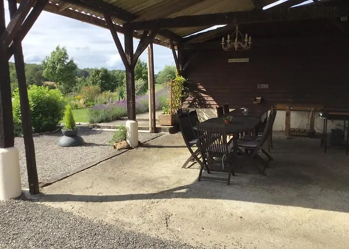 Semesterbostad Les Vergnes Countryside Getaway With Pool Exideuil-sur-Vienne